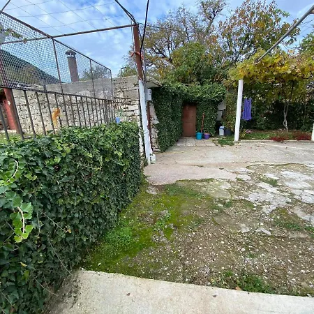 Progon House בית הארחה