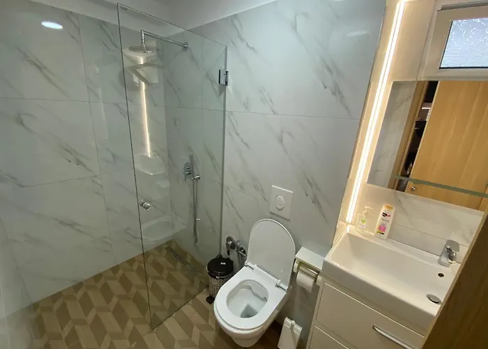 Progon House Tepelene