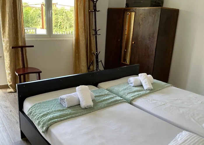 Progon House Konukevi Tepelene