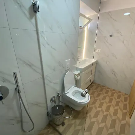 Progon House Tepelene